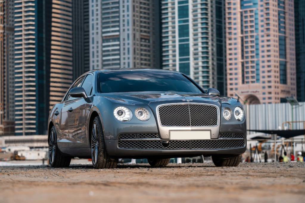 bentley rental 1024x682 - Why do people rent a luxury car in Dubai for business travels?