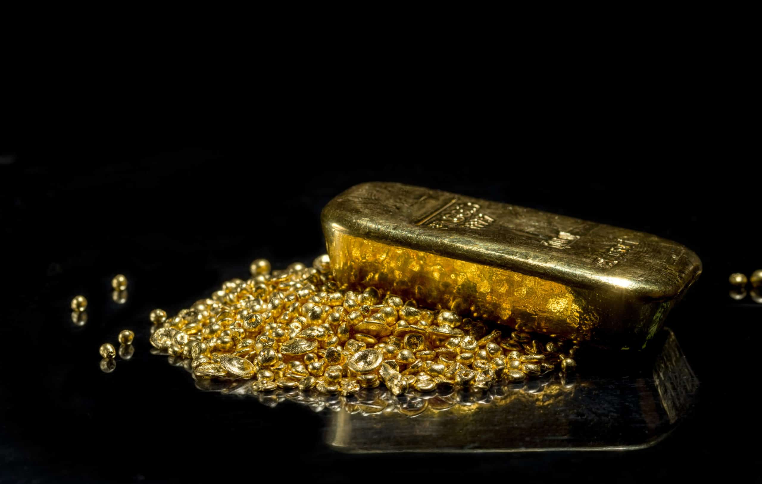 Top Reasons to Invest in Gold 39009 2 - Top Reasons to Invest in Gold