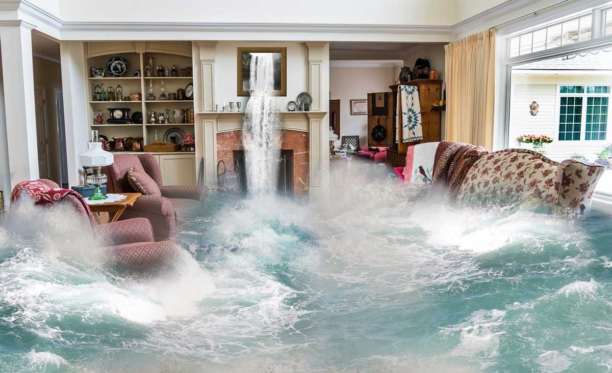 How-to-Contain-the-Potential-Long-term-Water-Damage